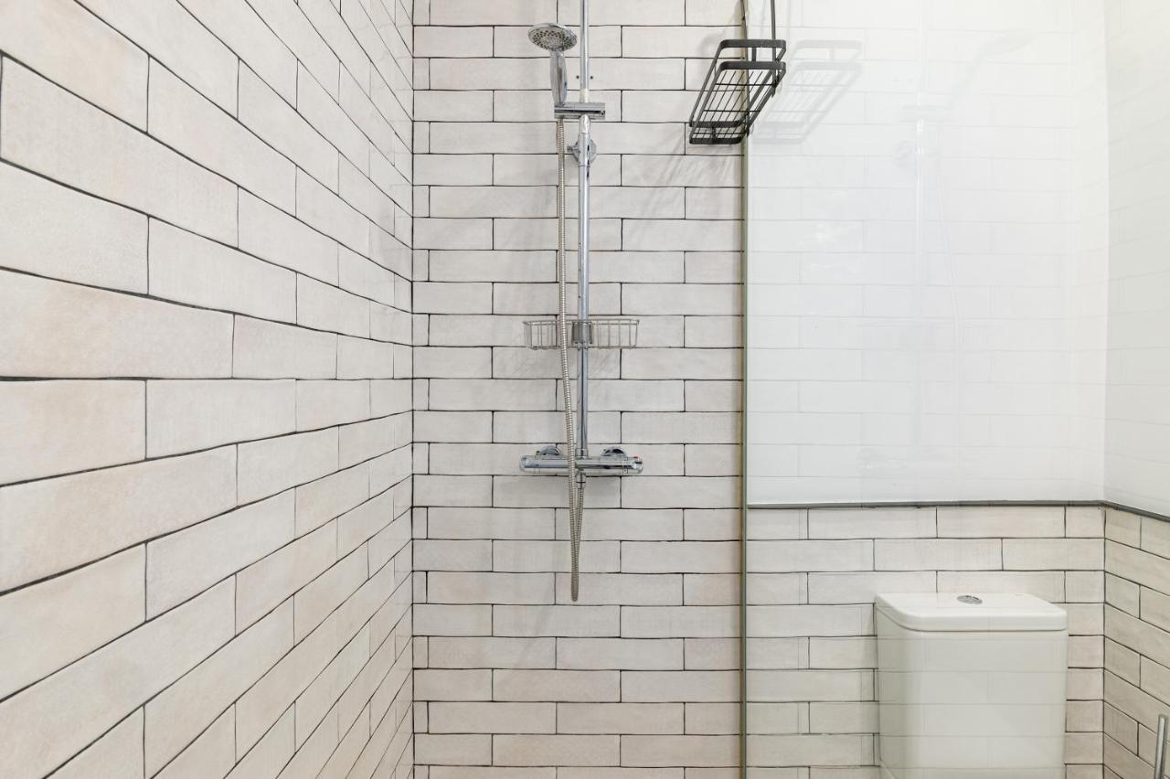 Vintage Apartment Near Puerta Del Sol マドリード エクステリア 写真