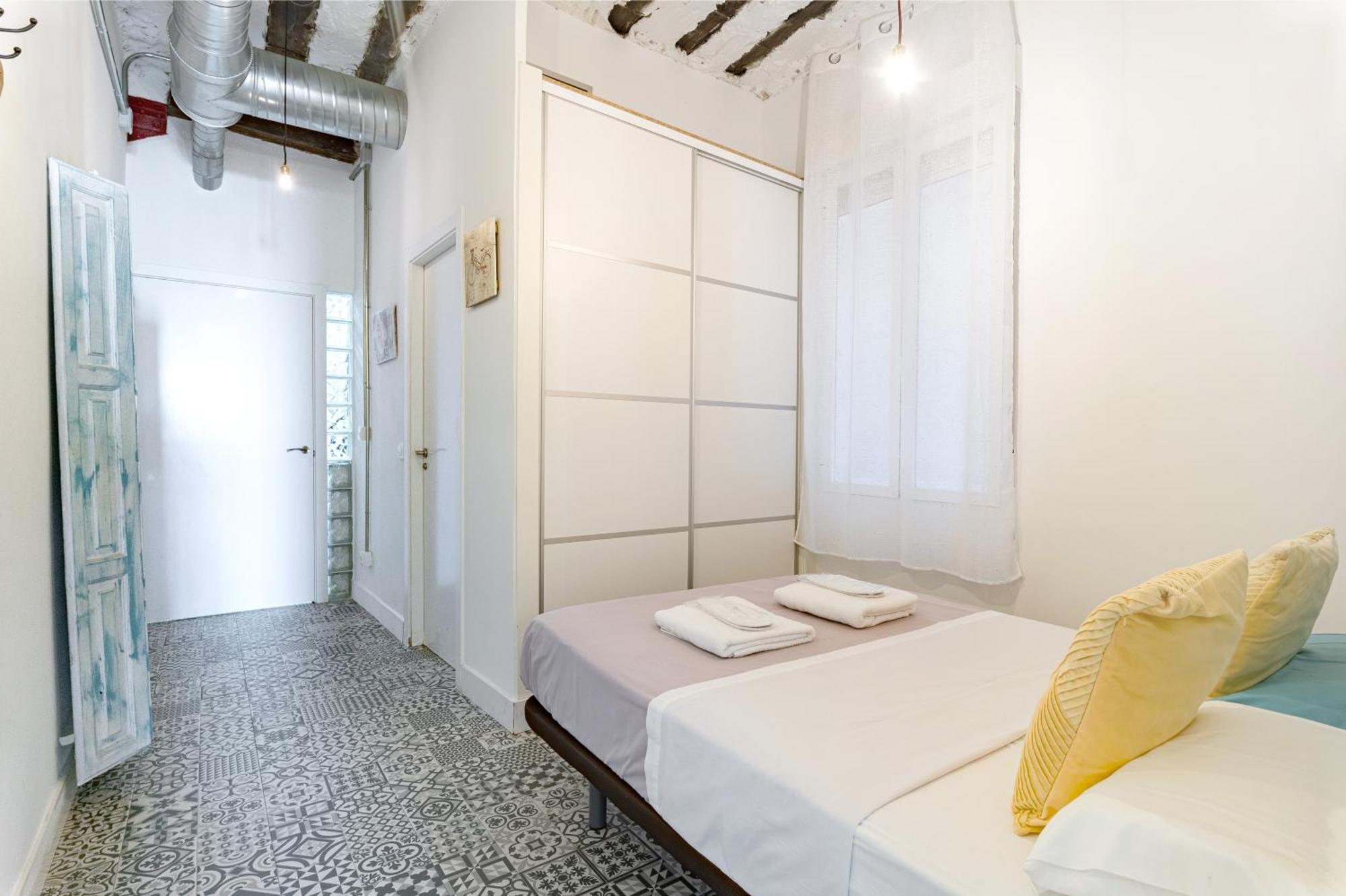 Vintage Apartment Near Puerta Del Sol マドリード エクステリア 写真