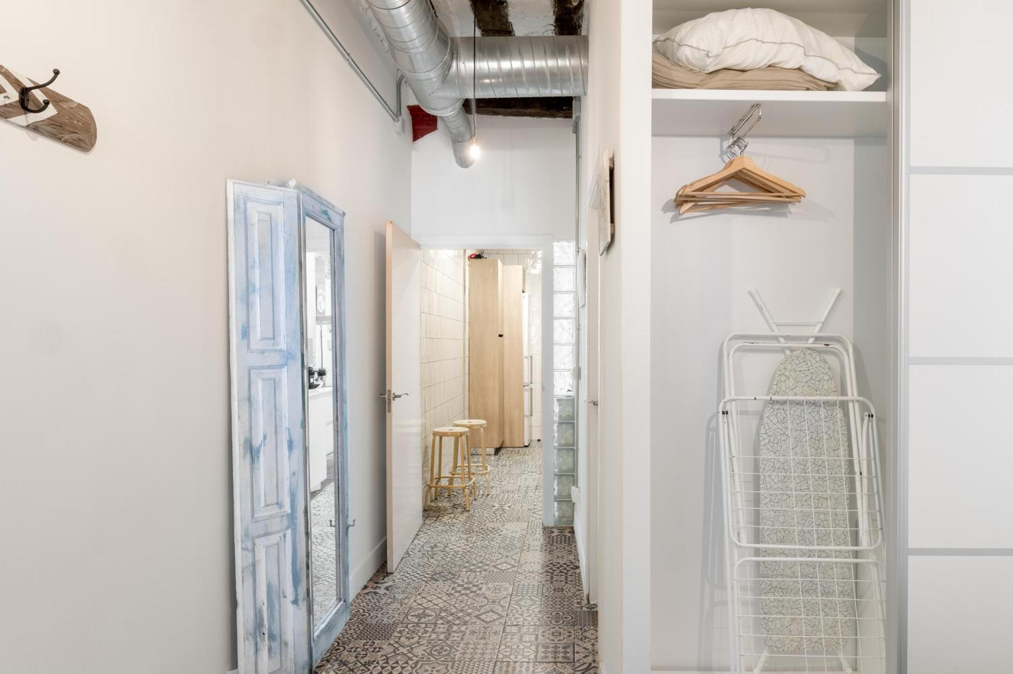 Vintage Apartment Near Puerta Del Sol マドリード エクステリア 写真