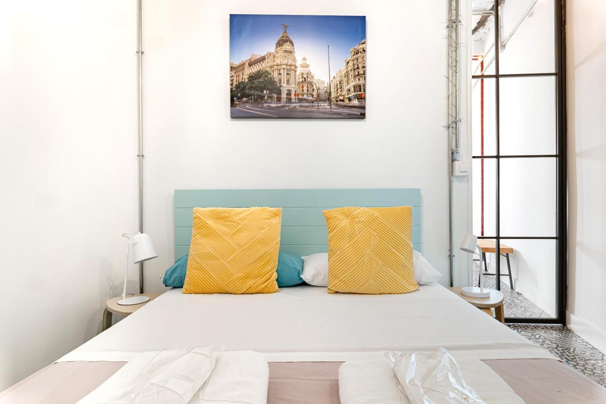 Vintage Apartment Near Puerta Del Sol マドリード エクステリア 写真