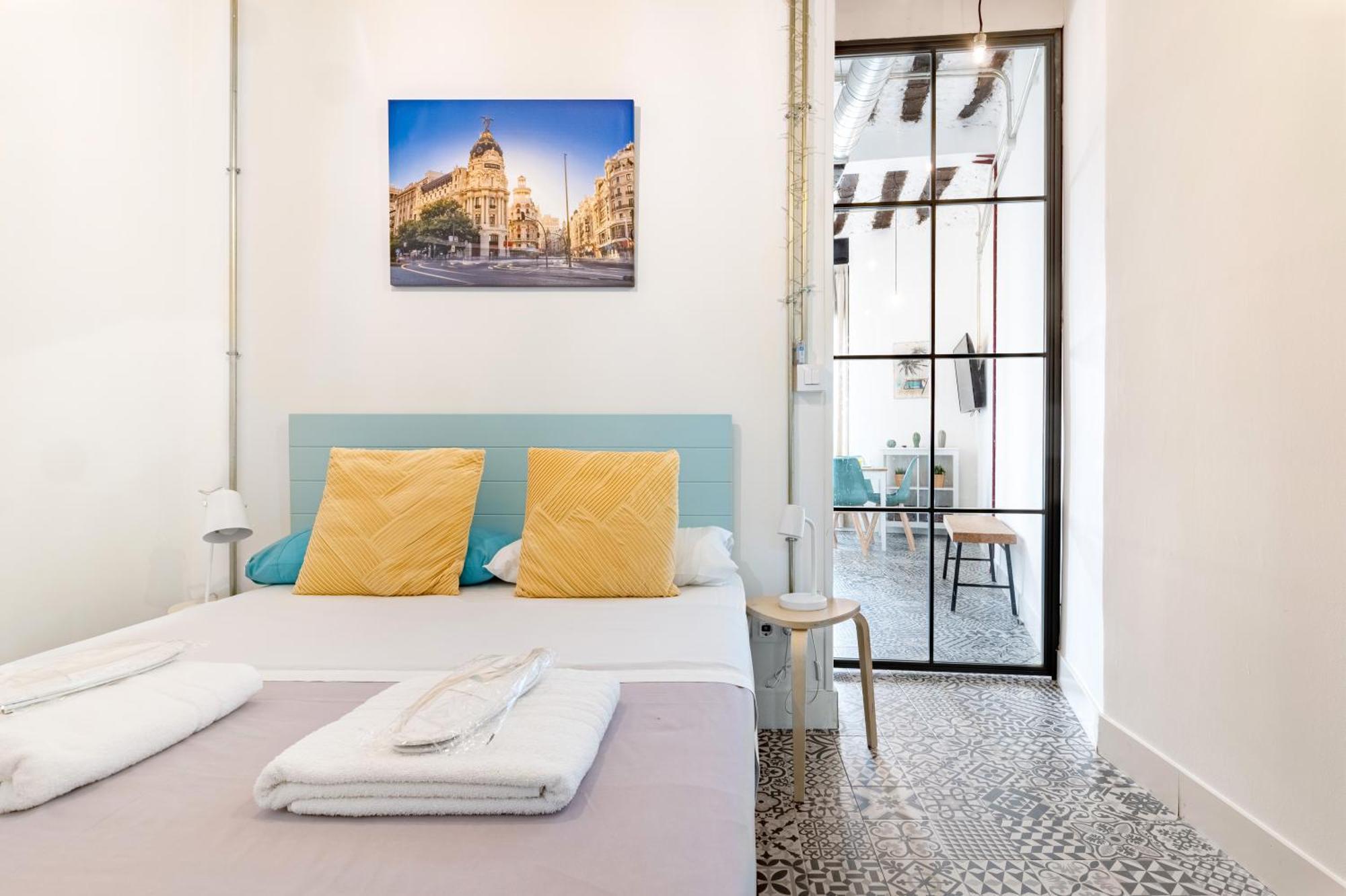 Vintage Apartment Near Puerta Del Sol マドリード エクステリア 写真